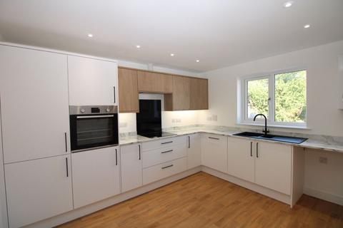 1, Chi Mena Fore Street, Grampound, Truro, TR2 4QU