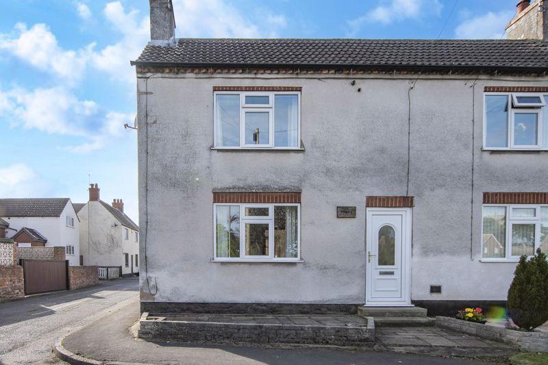 The Green, DunhamOnTrent, Newark 2 bed semidetached house £110,000