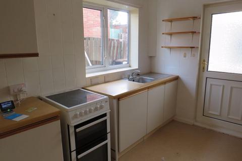 2 bedroom semi-detached house to rent, Lime Grove, Shildon