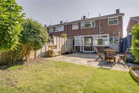 38 Fleetwood Close, Chalfont St Giles, HP8 4DR