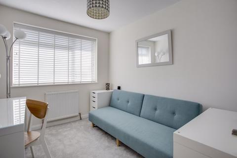 38 Fleetwood Close, Chalfont St Giles, HP8 4DR