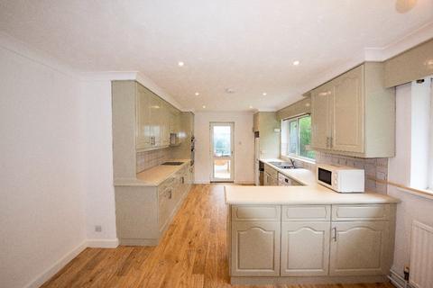 4 bedroom detached house to rent, Mayfield, Newtown, Germoe, Penzance
