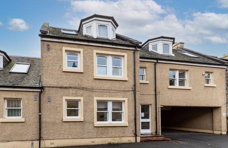 22B Hercus Loan, Musselburgh 2 bed apartment £160,000