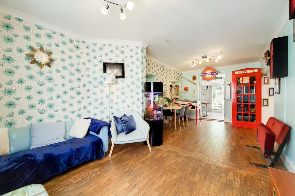 3 Reception-2.jpg