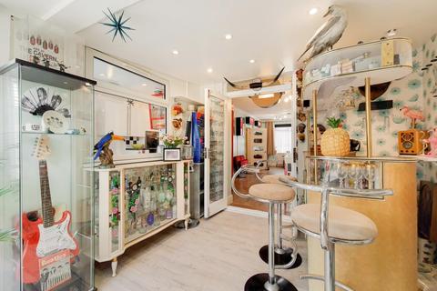 200 Moorside Road, Bromley, BR1 5ET