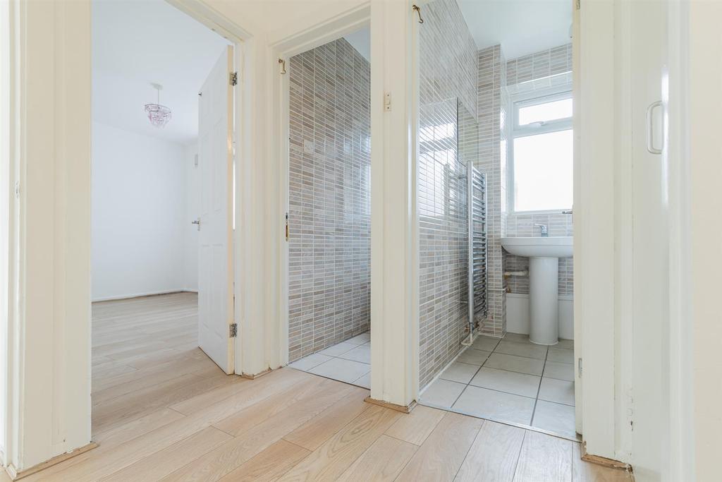 26 Blaney Crescent E6 (18).jpg