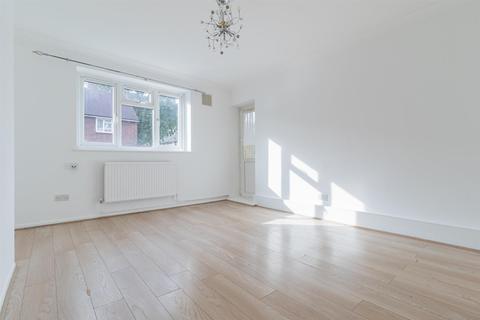 26 Blaney Crescent, London, E6 6BA