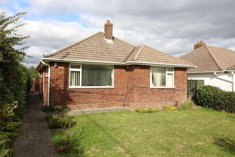 124 Barton Drive, Barton On Sea, New Milton, BH25 7JL