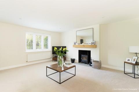 49 Cae Canol, Penarth, CF64 3RL