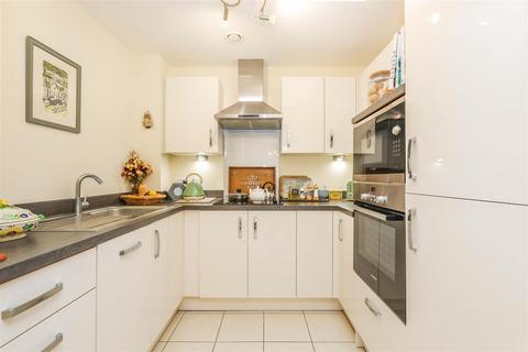 2 bedroom apartment for sale, Keatley Place, Hospital Road, Moreton in Marsh