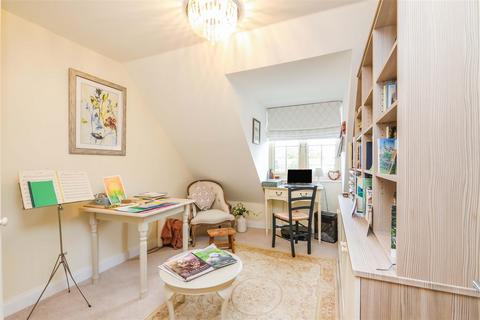 Apartment 19, Keatley Place Hospital Road, Moreton-in-marsh, GL56 0DQ