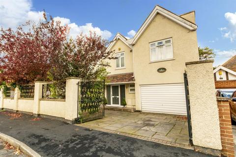 6 Central Avenue, Borrowash, Derby, DE72 3JZ