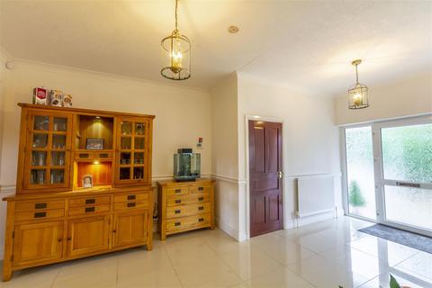 6 Central Avenue, Borrowash, Derby, DE72 3JZ