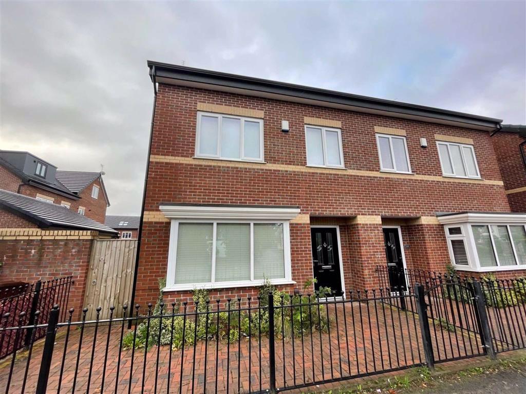 Manchester Road, Leigh 3 bed semidetached house £265,000