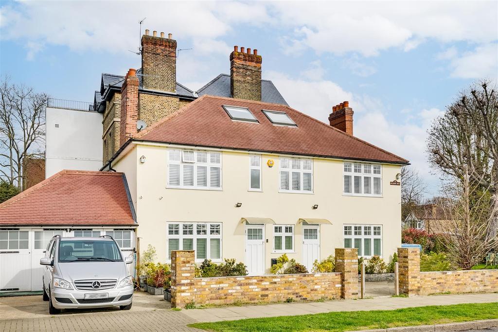 Mulberry House, Cavendish Road, London 2 bed flat £1,750 pcm (£404 pw)