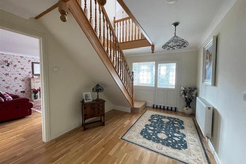 70 Lando Road, Pembrey, Burry Port, SA16 0YB