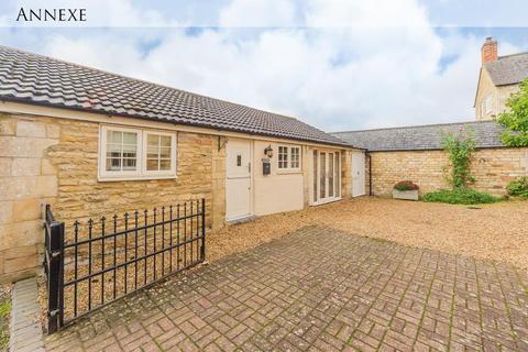 5 Back Lane, South Luffenham, Oakham, LE15 8NQ