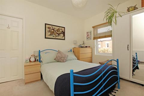 16 Duncan Road, Sheffield, S10 1SN