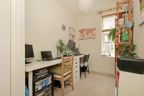 16 Duncan Road, Sheffield, S10 1SN
