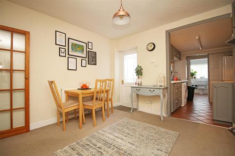 16, Carylls Cottages Faygate Lane, Faygate, Horsham, RH12 4SQ