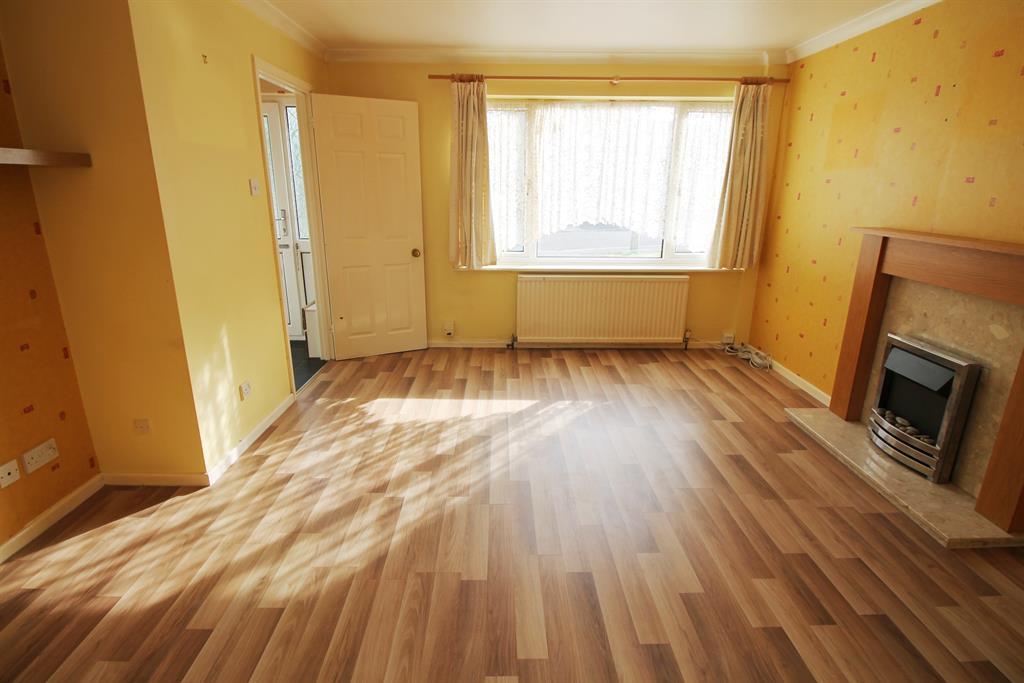 The Maples, Nailsea, BS48 4RT 4 bed semidetached house £325,000