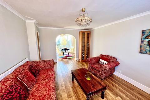 127 Moordown, London, SE18 3NA