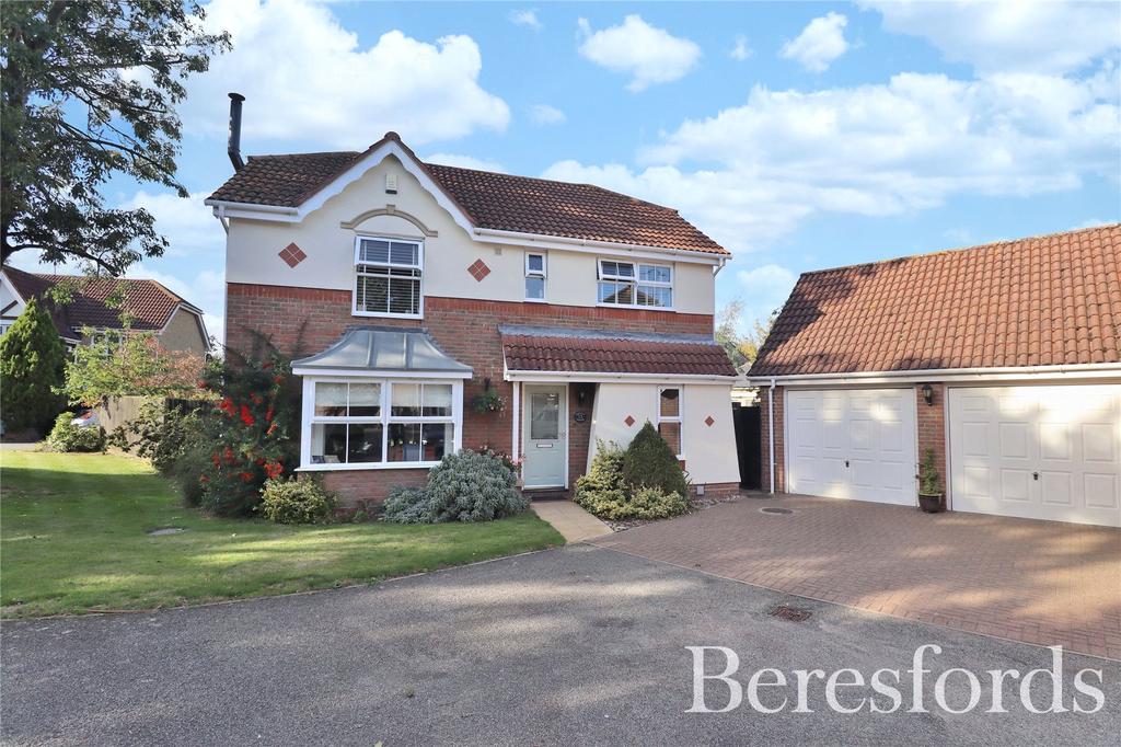 Apple Way, Chelmsford, CM2 4 bed detached house - £825,000