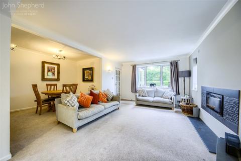 47 Ashlawn Crescent, Solihull, B91 1PS