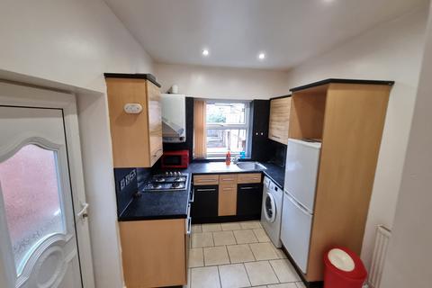 1 bedroom ground floor flat to rent, 4 Montague Street, Doncaster DN1