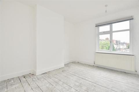 91 Meads Lane, Ilford, IG3 8NS