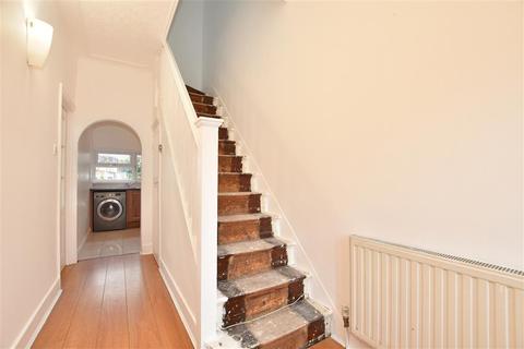 91 Meads Lane, Ilford, IG3 8NS