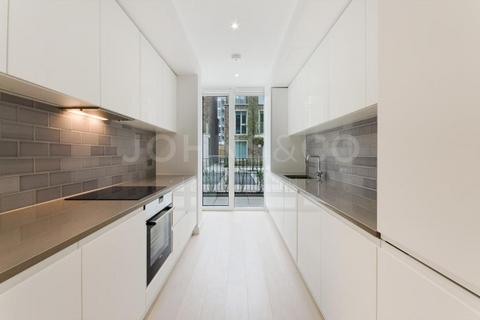 4 bedroom terraced house to rent, Starboard Way, Royal Wharf, London, E16