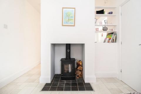 144 Castle Road, Bedford, MK40 3SN