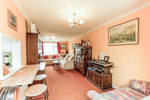 1 Bishops Walk, Ilchester, Yeovil, BA22 8NS