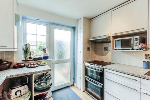 1 Bishops Walk, Ilchester, Yeovil, BA22 8NS