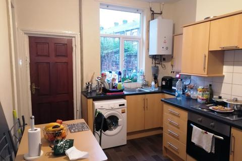 667 Ashton Road, Oldham, OL8 2RA