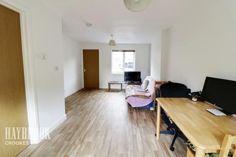 15 Broom Green, Sheffield, S3 7XF
