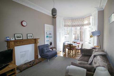 2 bedroom flat to rent, Cowan Road, Edinburgh EH11