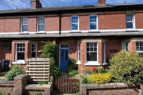 3 Chantry Place, Colyton, EX24 6LL