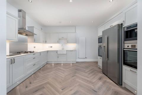 35 Lasswade Road, Dalkeith, EH22 3EE