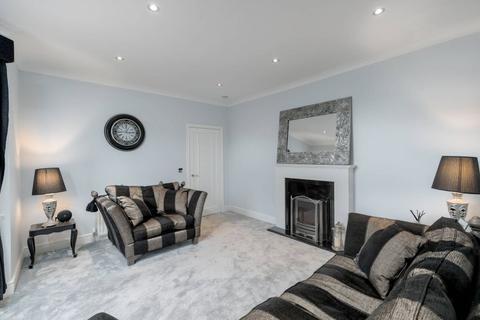35 Lasswade Road, Dalkeith, EH22 3EE