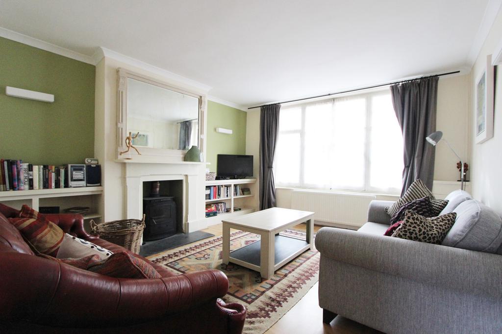 Farrier Street, Deal, CT14 2 bed cottage £355,000