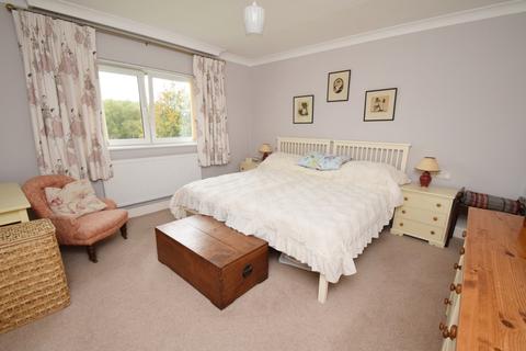 2 bedroom flat for sale - Headbourne Worthy