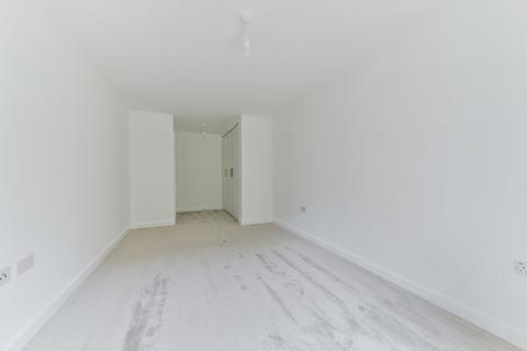1 bedroom apartment to rent, Fermont House, Beaufort Park, London, NW9
