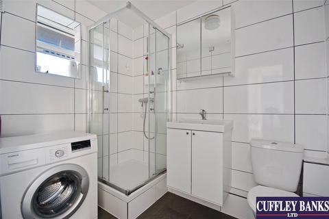 42 Longley Avenue, Wembley, HA0 1NQ