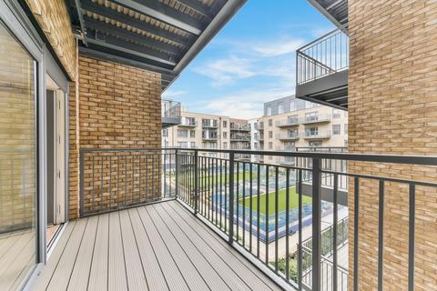 2 bedroom apartment to rent, Fermont House, Beaufort Sqaure, Colindale, NW9