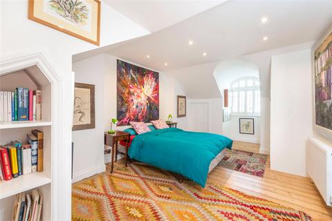 4 bedroom semi-detached house to rent, Onslow Road, Richmond, Surrey