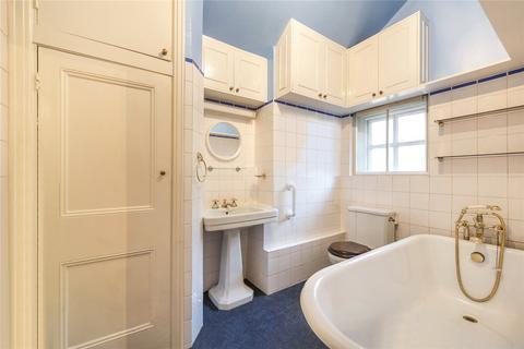 1 bedroom flat for sale, Netherhall Gardens, Hampstead, London