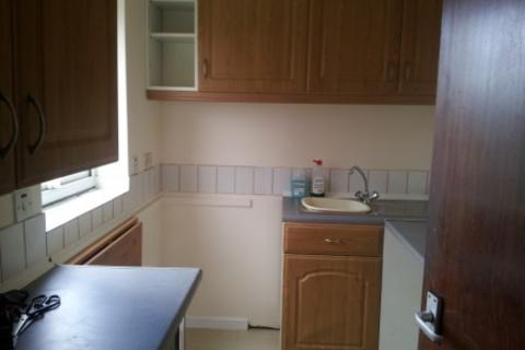 Studio to rent - Swan Gardens, Birmingham