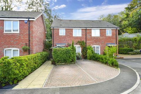 15 Moat Lane, Lower Upnor, Rochester, ME2 4GP
